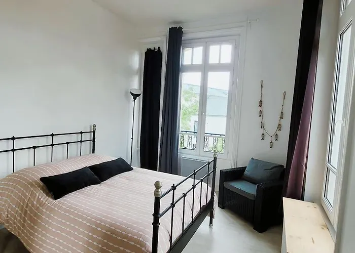 Apartment Lumineux En Centre-ville Avec Parking La Rochelle (Charente-Maritime)